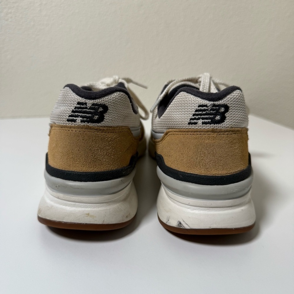 New Balence 997H Retro Sneakers Women’s Size 9.5 - Picture 5 of 8